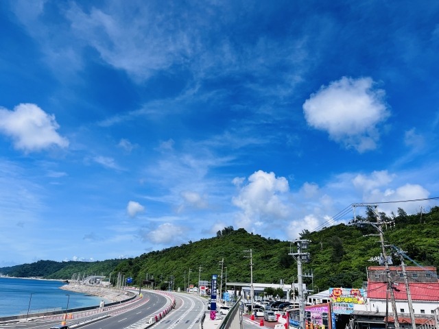 沖縄許田にある道の駅の写真